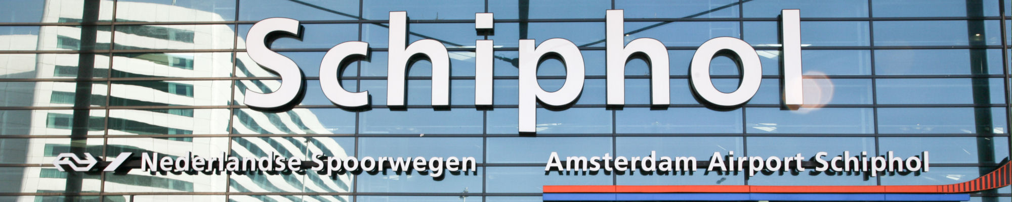 images/slides/schiphol-international-airport-amsterdam.jpg